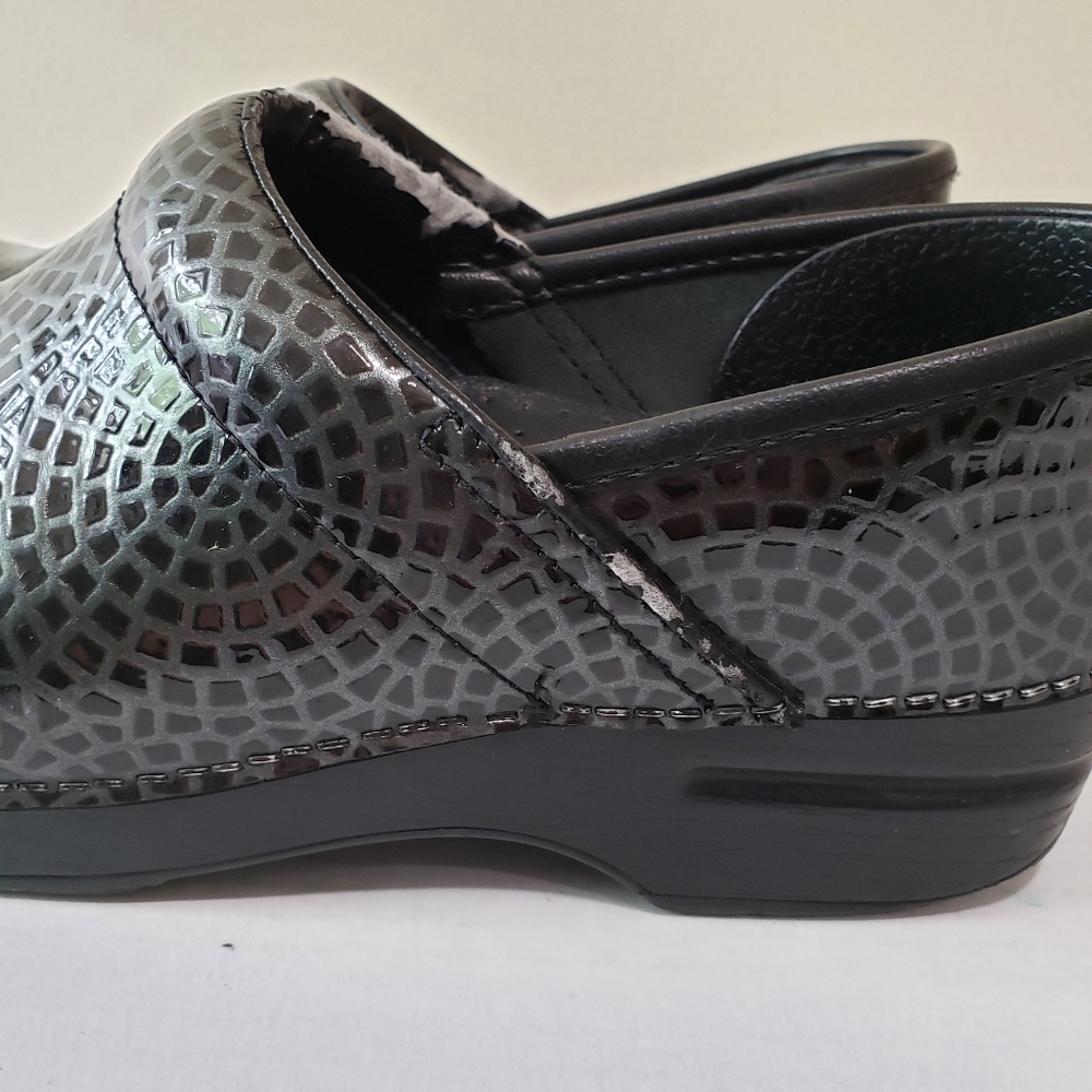 Dansko Colorful Print Texture Glossed Leather Sli… - image 3